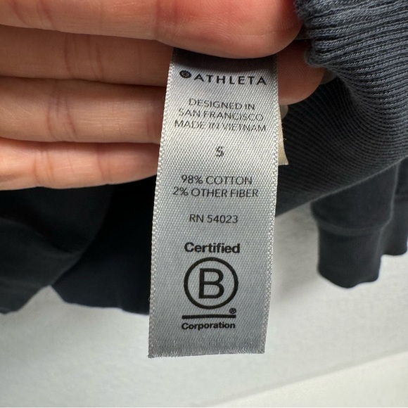 Athleta- Heathered Black lightweight Zipper Hoodie Overdized Woman SM - Picture 6 of 7